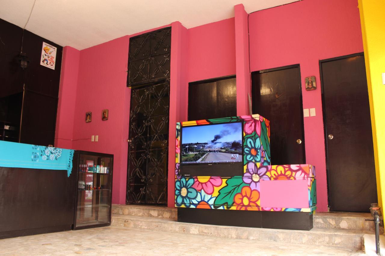 Hotel Frida Khalo ทักซ์ทลา กูทิเอเรซ ภายนอก รูปภาพ