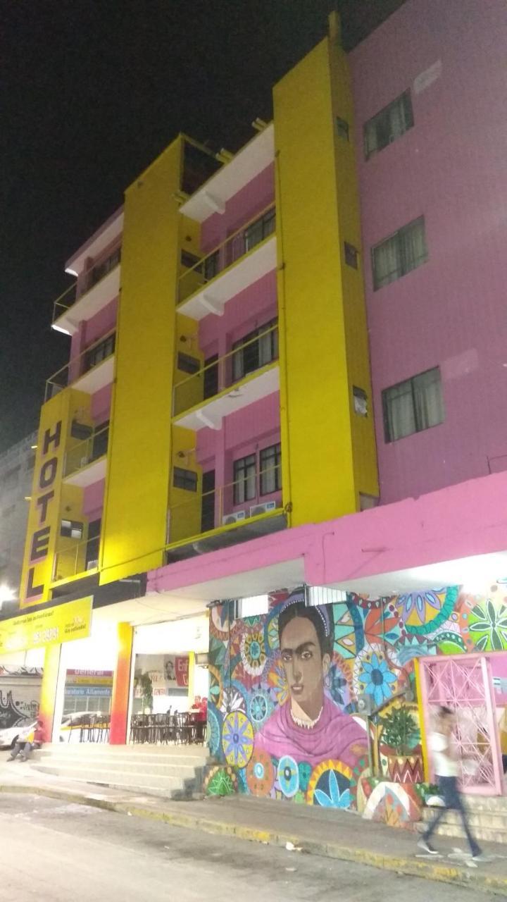 Hotel Frida Khalo ทักซ์ทลา กูทิเอเรซ ภายนอก รูปภาพ